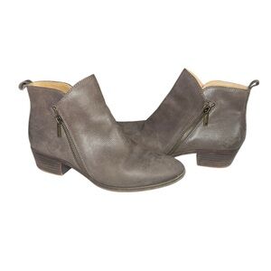 Lucky Brand Women’s Bryton Brown Distressed Leather Ankle Boots Size 8M